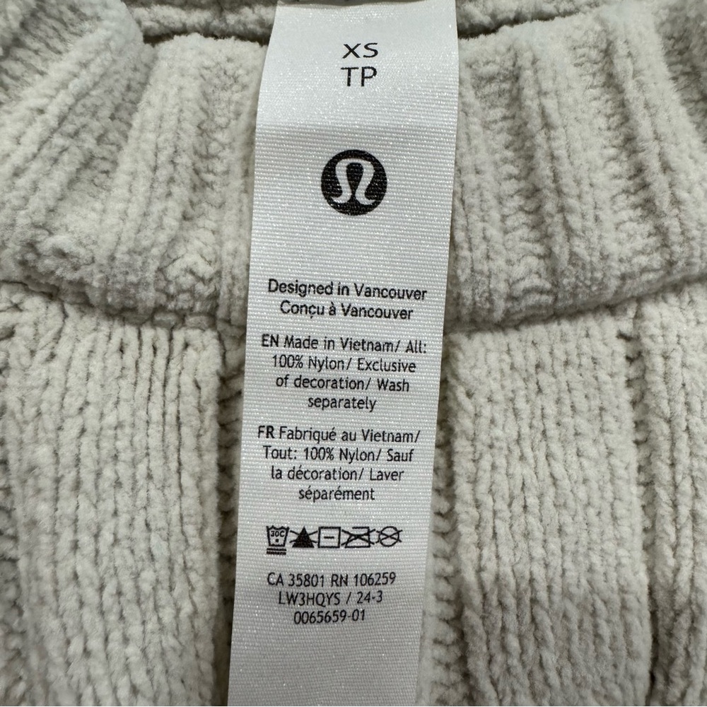 Lululemon Cable-Knit Oversized Crewneck - Picture 5 of 6